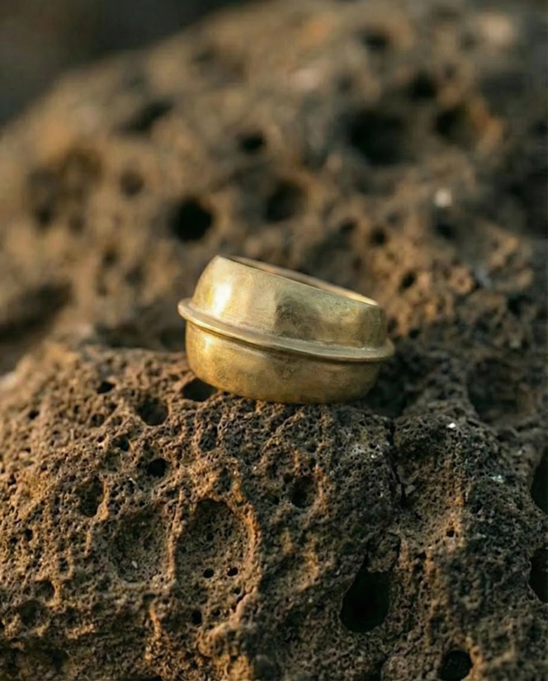 Harlow Arch Ring - Image 14