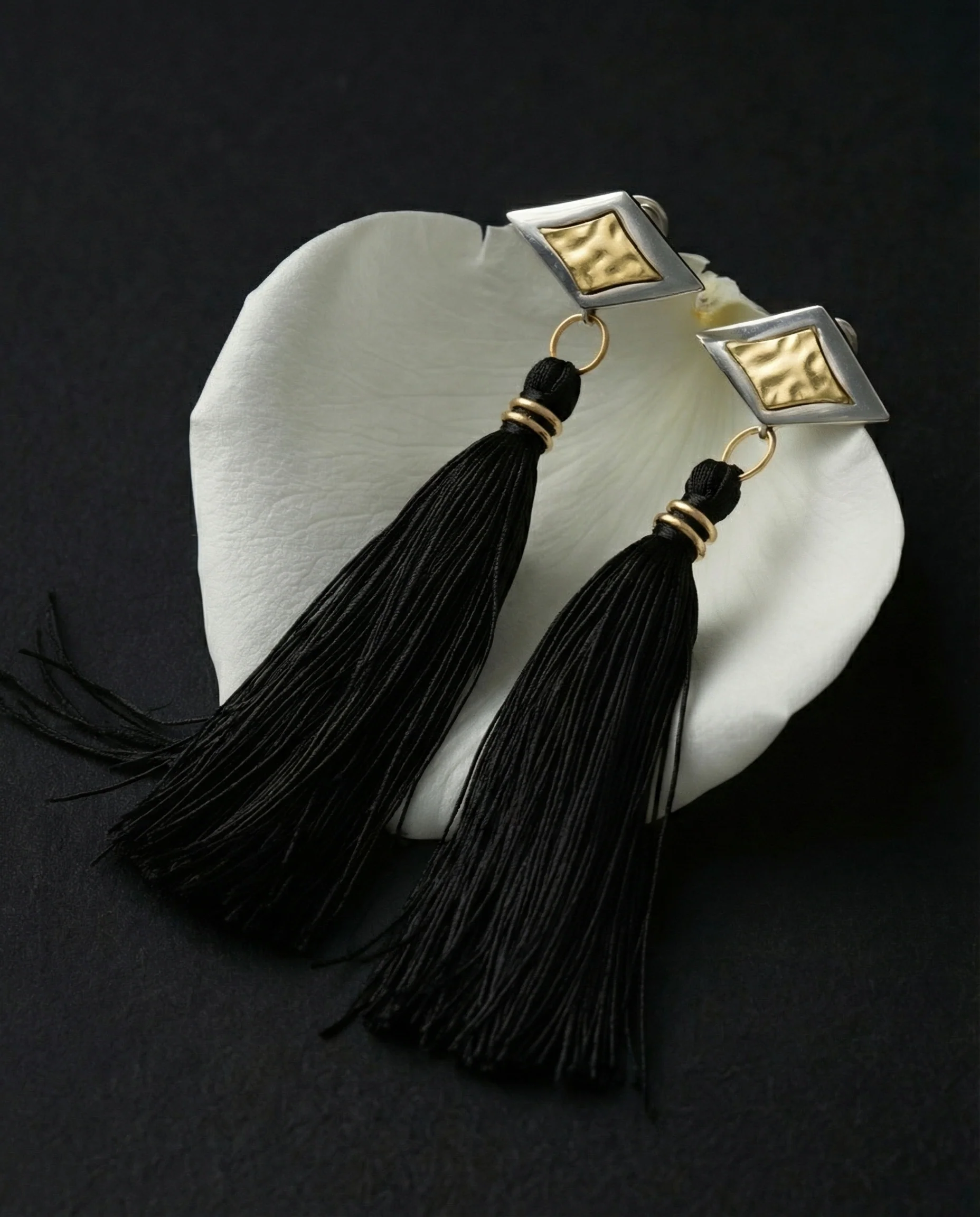 Harlow Steorra Drop Fringe Earrings - Image 8