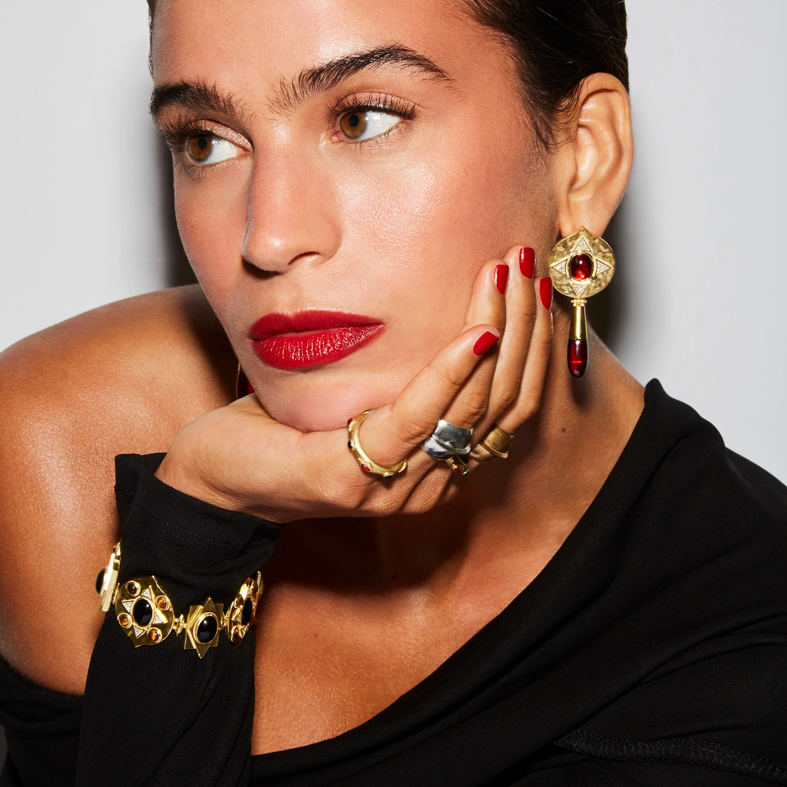 Hathor Teardrop Earrings - Image 5