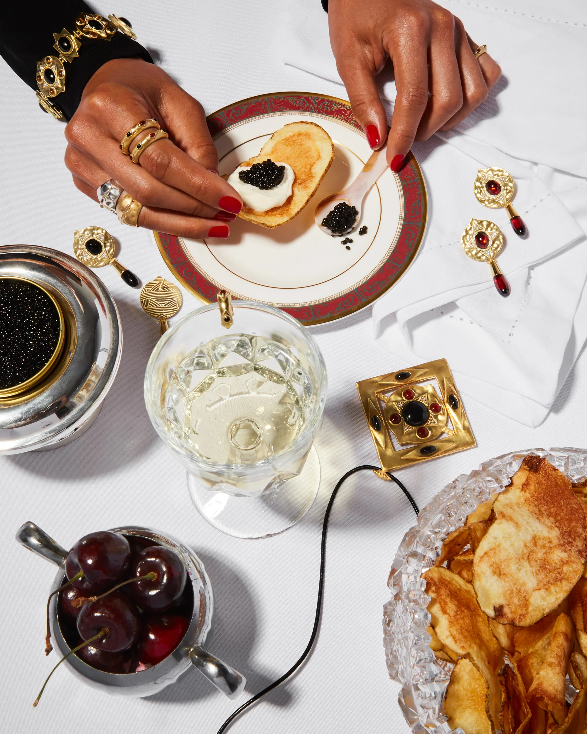 Hathor Spinning Pendant Necklace - Image 9