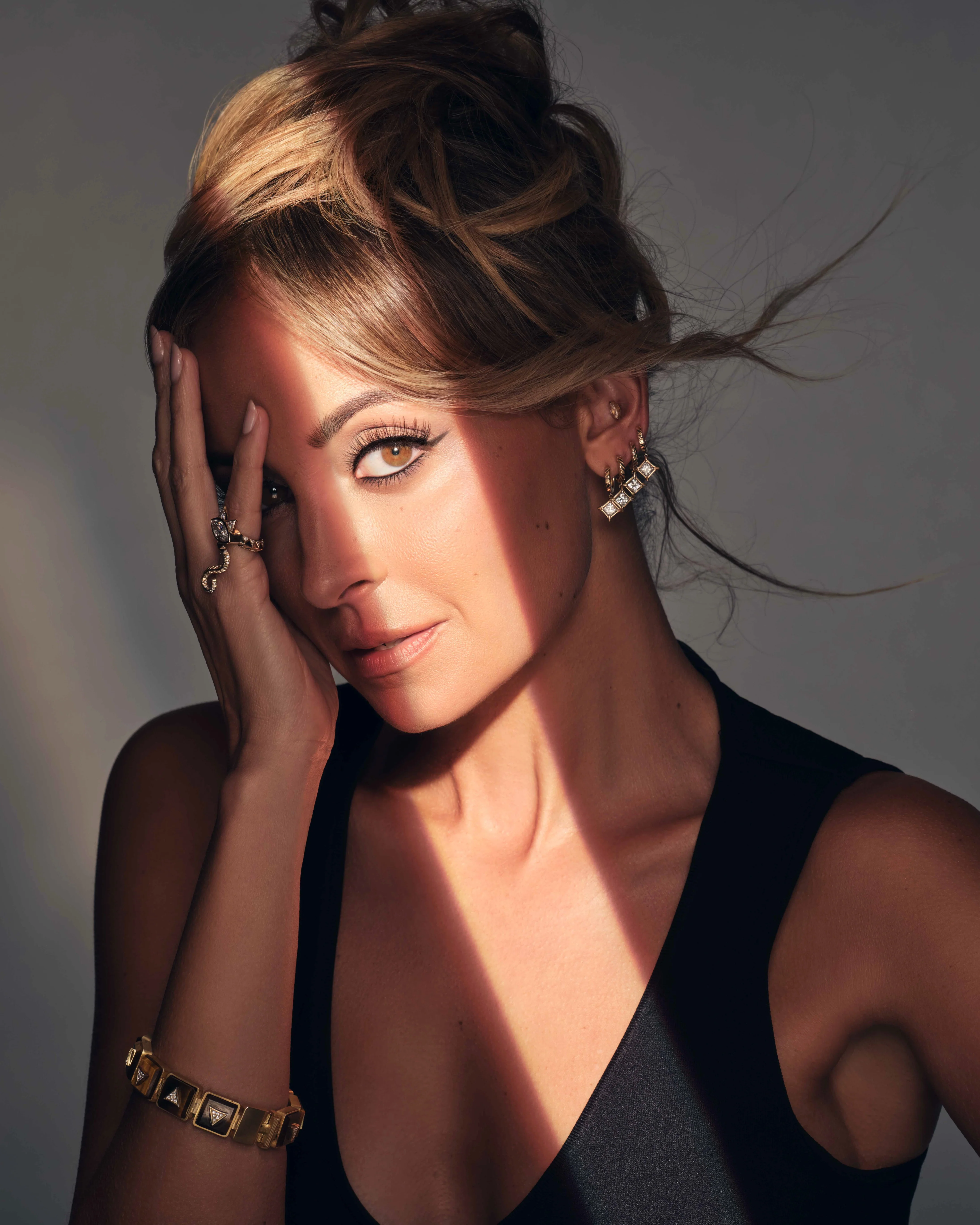 The Nova Diamond Shakers - Image 7